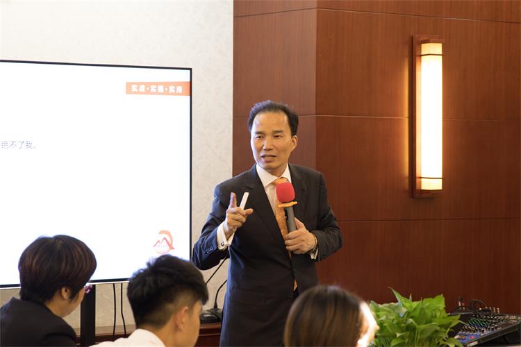 山東煜和堂藥業(yè)朱坤福簡介